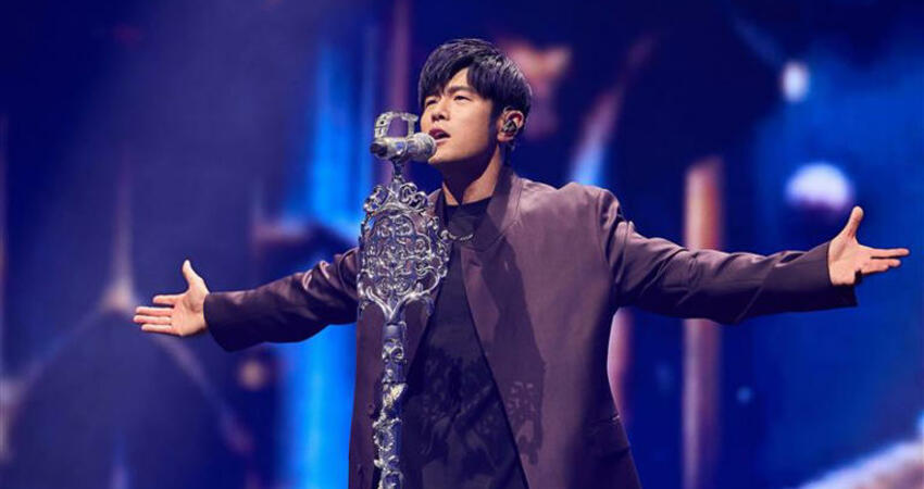 才說沒搶到票！唐從聖現身周杰倫演唱會 「駁拿公關票」內幕全說了