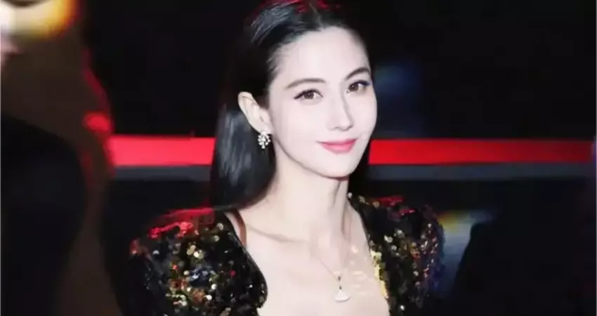 決心拍三級片洩憤 藍心妍19歲遭名導玩弄