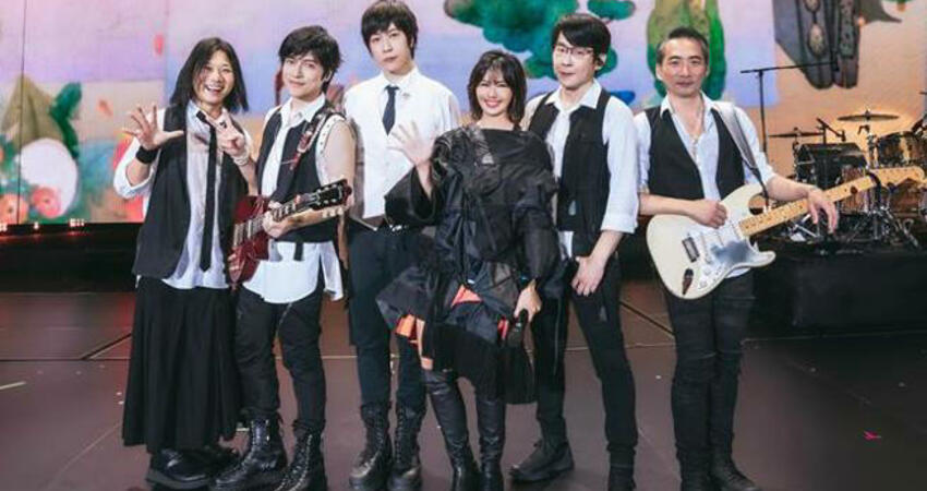 五月天相隔6年等到天后孫燕姿 阿信：最有靈魂的聲音寶藏！