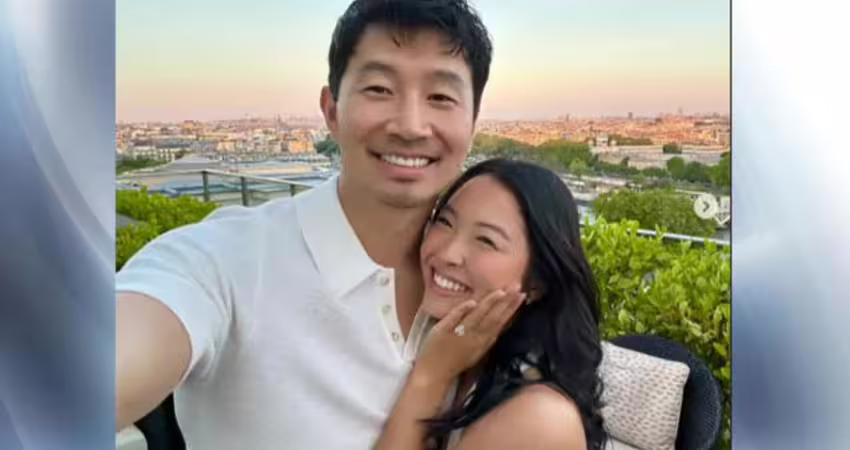 《尚氣》劉思慕求婚成功！「台裔未婚妻」曬超大鑽戒：永遠在一起