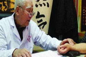 頑固胃病求醫無門，老中醫推薦經典偏方2味藥治好！治一個好一個
