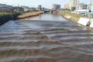 【天有異象】日福島7.4強震　出現「逆流川」